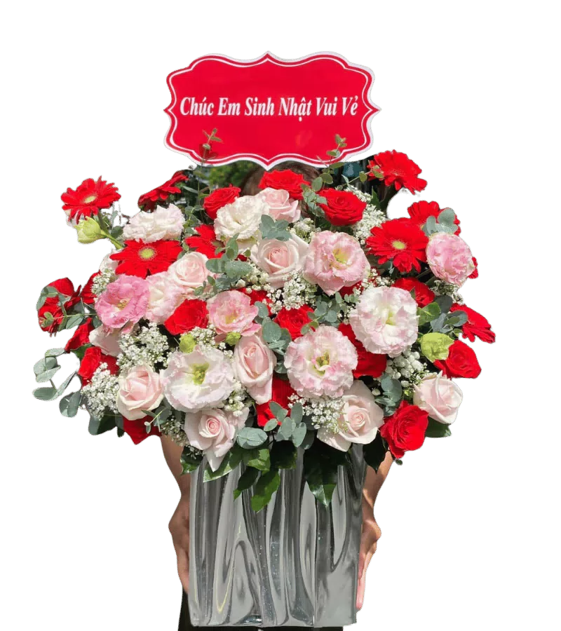 Giỏ Hoa Sinh Nhật Dịu Dàng