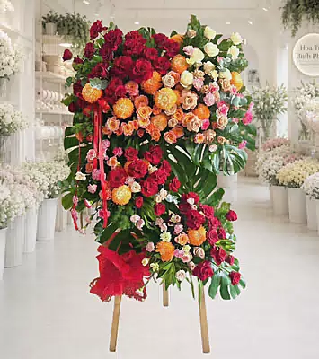 Kệ Hoa Khai Trương Rực Rỡ Nhất Bản Vạn Lợi